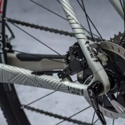 Dyedbro Kit De Protection Du Cadre - Stay Free Noir -magasin de vélo 03 DBF11108