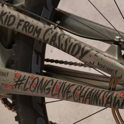 Dyedbro Kit De Protection Du Cadre - Tronçonneuse Noir / Rouge -magasin de vélo 03 DBF11193