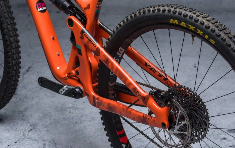 Dyedbro Kit De Protection Du Cadre - Camo Black 6 Dyedbro Kit De Protection Du Cadre - Camo Black – Image 4