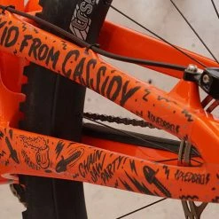 Dyedbro Kit De Protection Du Cadre - Tronçonneuse Noire -magasin de vélo 05 DBF11192