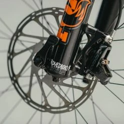 Dyedbro Kit De Protection De La Fourche - Gloss 11 Dyedbro Kit De Protection De La Fourche - Gloss -magasin de vélo 3A704F3F 2BDD 44A0 9FAF 861C06E4369C 1024x1024 2x