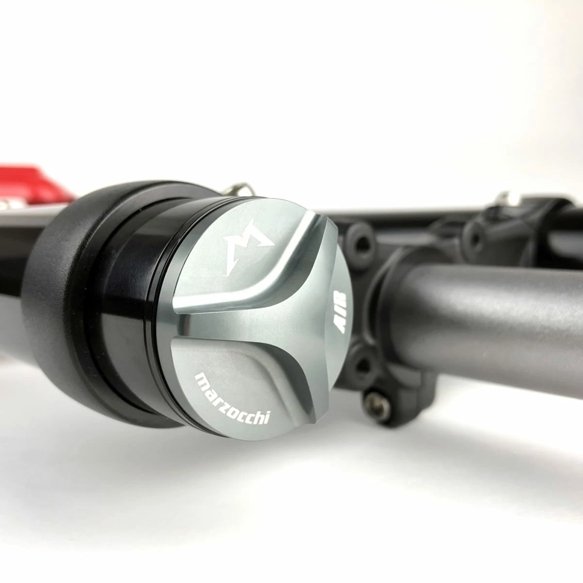 Marzocchi Bomber Z1 27.5'' - Rouge - 180 Mm 5 Marzocchi Bomber Z1 27.5'' - Rouge - 180 Mm – Image 3