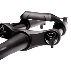 Marzocchi Bomber Z2 29'' - Déport De 44 Mm - Noir/noir 7 Marzocchi Bomber Z2 29'' - Déport De 44 Mm - Noir/noir -magasin de vélo Bomber Z2 Top