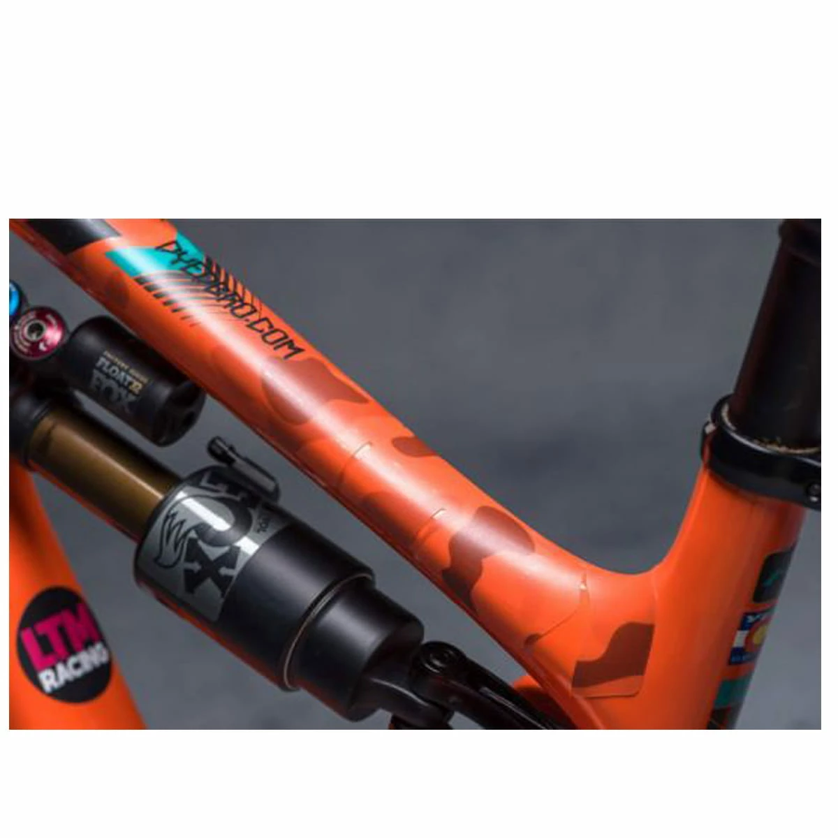 Dyedbro Kit De Protection Du Cadre - Camo Black 5 Dyedbro Kit De Protection Du Cadre - Camo Black – Image 3