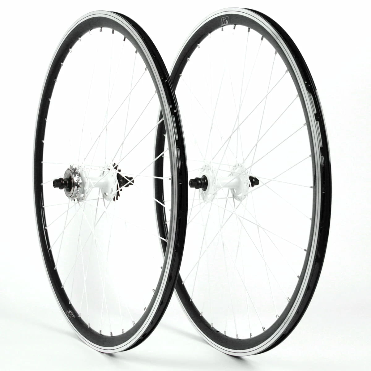 Point-Racing Paire De Roues Singlespeed Fixie 28 Pouces - Noir / Blanc 3 Point-Racing Paire De Roues Singlespeed Fixie 28 Pouces - Noir / Blanc